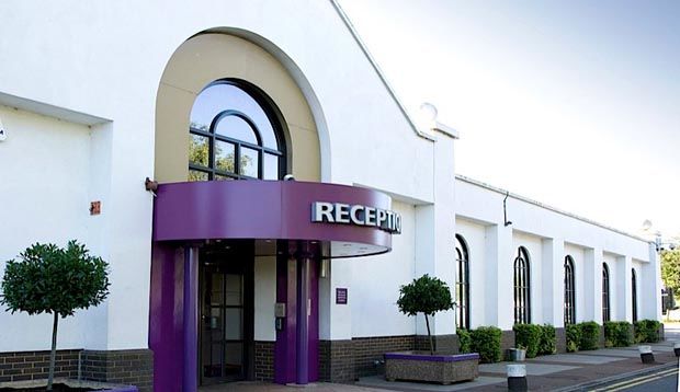 Premier Inn South Mimms/Potters Bar ภายนอก รูปภาพ