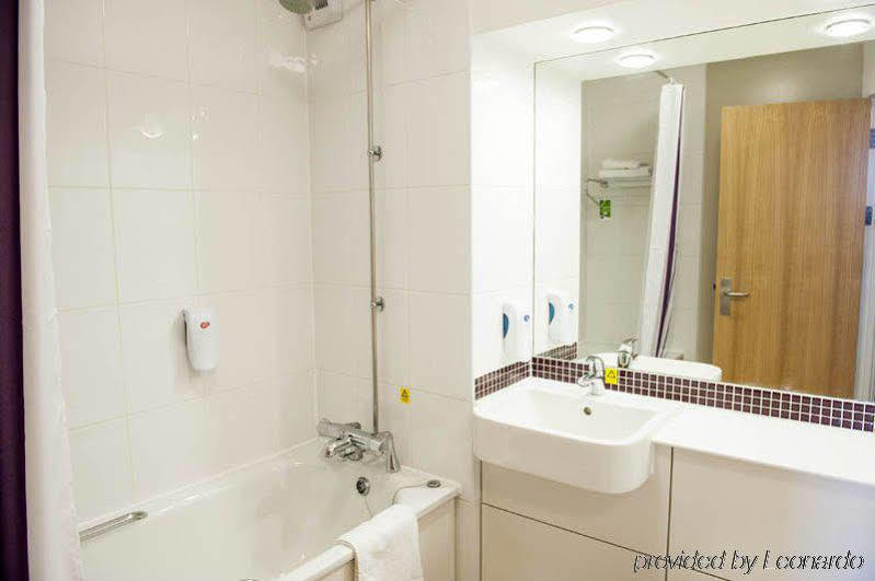 Premier Inn South Mimms/Potters Bar ภายนอก รูปภาพ
